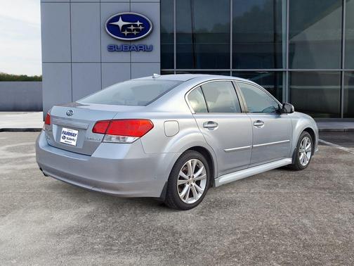 2013 Subaru Legacy 2.5i Limited