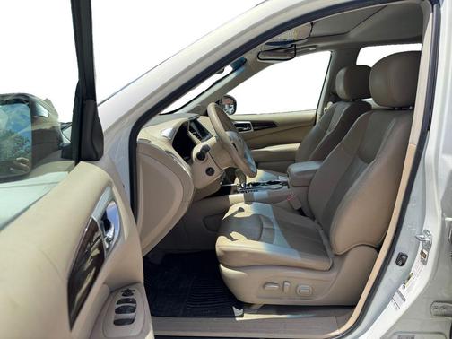 2014 Nissan Pathfinder Platinum