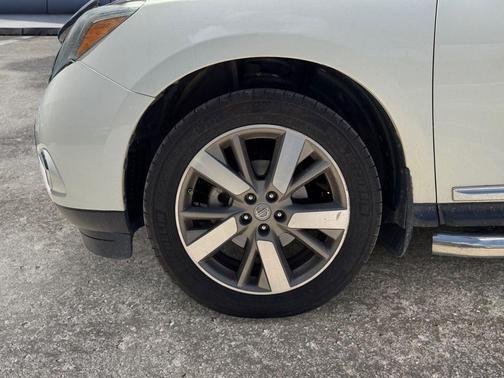 2014 Nissan Pathfinder Platinum