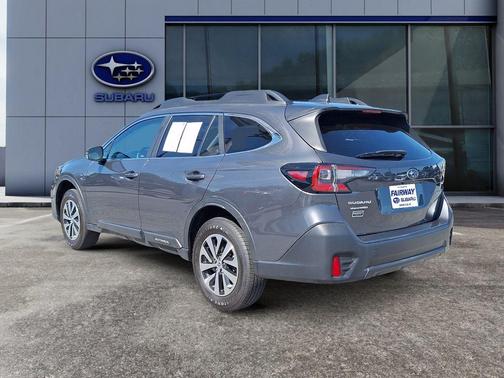2022 Subaru Outback Premium
