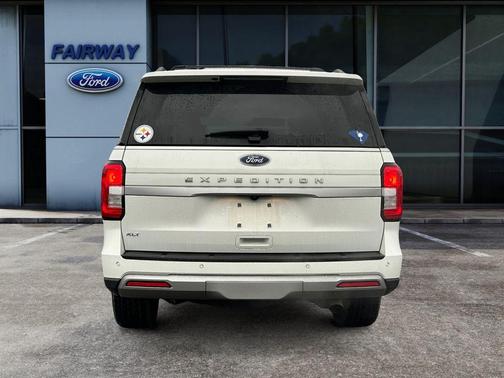2022 Ford Expedition XLT