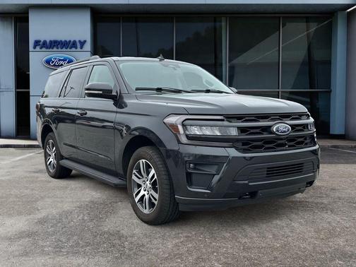 2022 Ford Expedition XLT