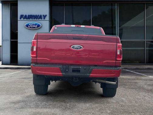 Rapid Red Metallic Tinted Clearcoat 2022 Ford F-150 XLT