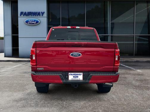 Rapid Red Metallic Tinted Clearcoat 2022 Ford F-150 XLT