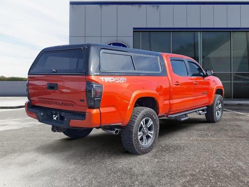 2017 Toyota Tacoma TRD Sport