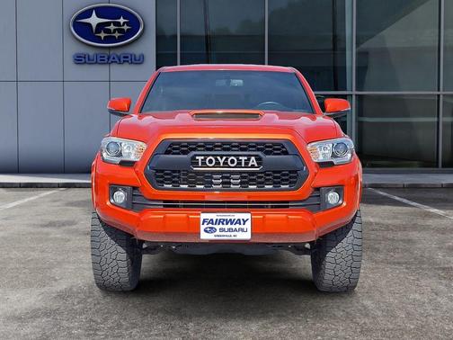 2017 Toyota Tacoma TRD Sport