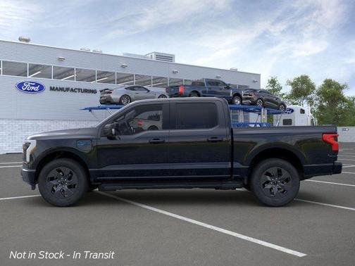 2025 Ford F-150 Lightning Flash