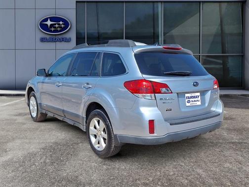 Ice Silver Metallic 2014 Subaru Outback 2.5i Premium