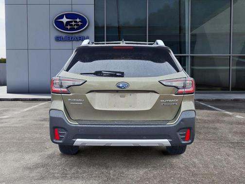 2021 Subaru Outback Touring XT