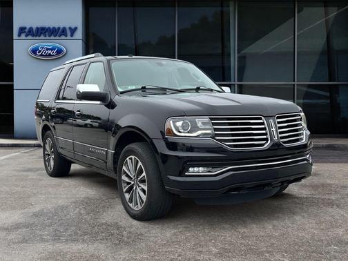 2017 Lincoln Navigator Select