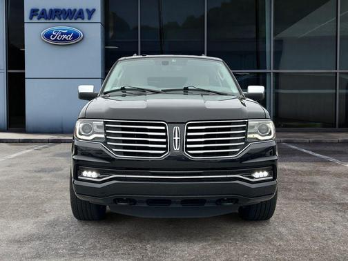 2017 Lincoln Navigator Select