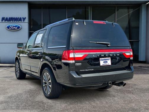 2017 Lincoln Navigator Select