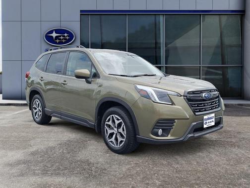 2023 Subaru Forester Premium