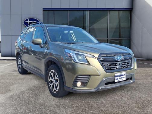 2023 Subaru Forester Premium