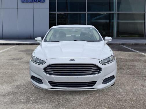 Oxford White 2013 Ford Fusion SE