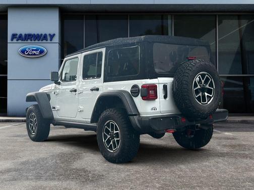 Bright White Clearcoat 2024 Jeep Wrangler Rubicon