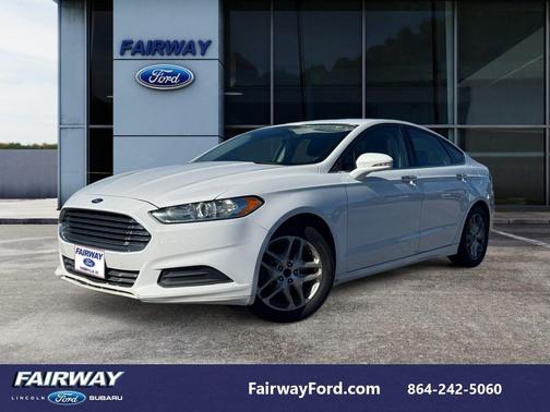 2016 Ford Fusion SE