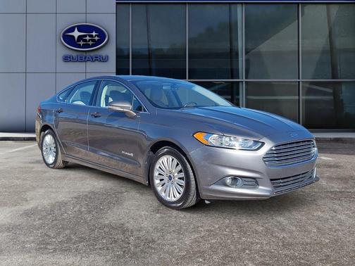 2014 Ford Fusion Hybrid SE