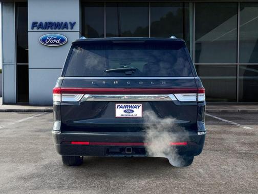 2022 Lincoln Navigator L Black Label