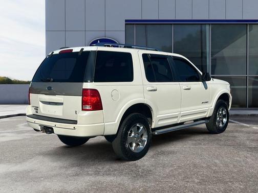 2004 Ford Explorer Limited