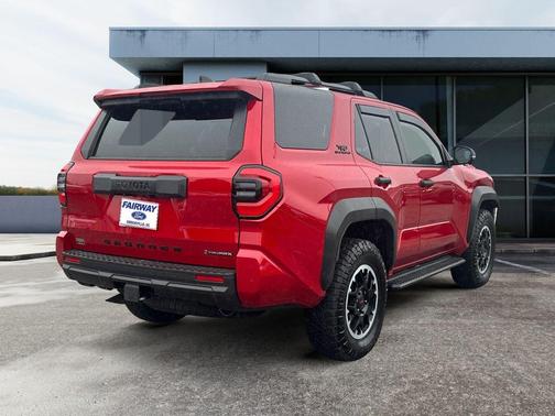 2025 Toyota 4Runner Hybrid TRD