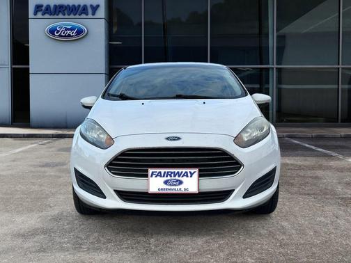 2016 Ford Fiesta SE