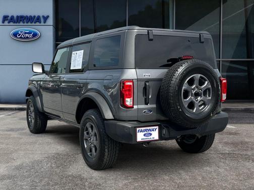 Carbonized Gray Metallic 2025 Ford Bronco Big Bend
