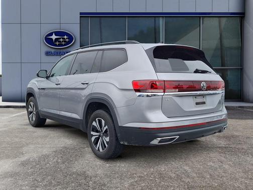 2024 Volkswagen Atlas 2.0T SE