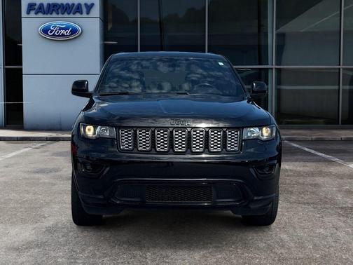 2022 Jeep Grand Cherokee WK Laredo