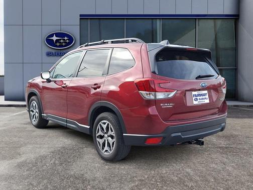 2024 Subaru Forester Premium