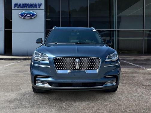 Blue Diamond 2020 Lincoln Aviator Reserve AWD