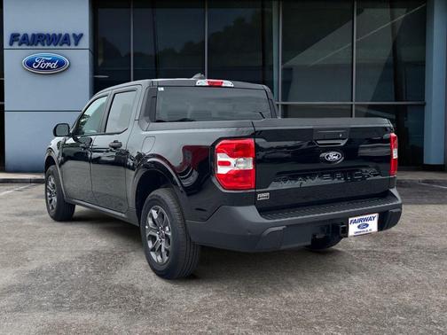 Shadow Black 2025 Ford Maverick XLT
