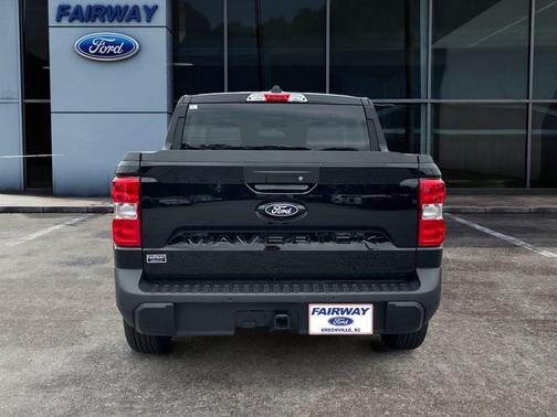 Shadow Black 2025 Ford Maverick XLT