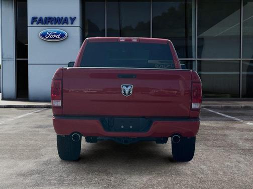 2015 RAM 1500 Tradesman/Express