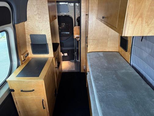 2024 Mercedes-Benz Sprinter 2500 ROOF HO