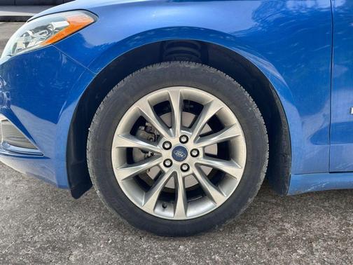 2017 Ford Fusion Hybrid SE