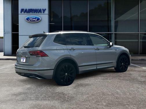 2021 Volkswagen Tiguan 2.0T SE R-Line Black
