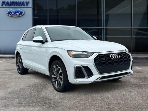 Arkona White 2024 Audi Q5 45 S line quattro Premium