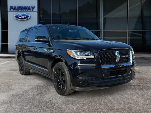 2023 Lincoln Navigator L Reserve