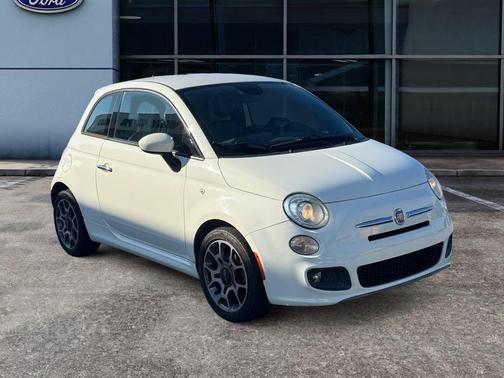 2015 FIAT 500 Sport