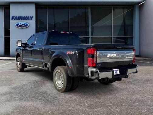 2023 Ford F-350 King Ranch