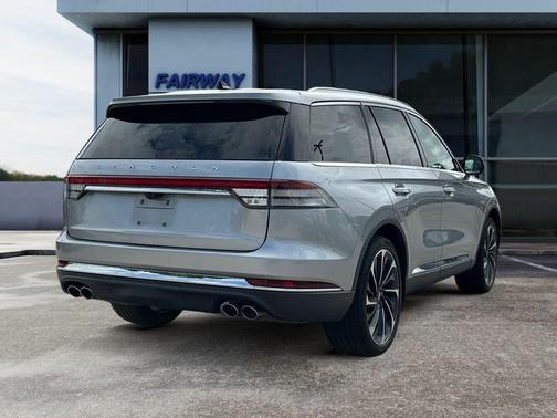 Silver Radiance 2021 Lincoln Aviator Reserve AWD