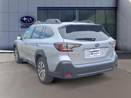 Ice Silver Metallic 2024 Subaru Outback Premium