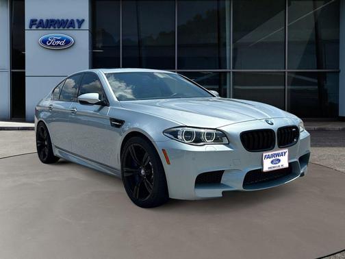 Silverstone Metallic 2015 BMW M5 Base
