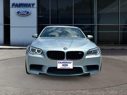 Silverstone Metallic 2015 BMW M5 Base