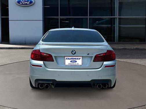 Silverstone Metallic 2015 BMW M5 Base