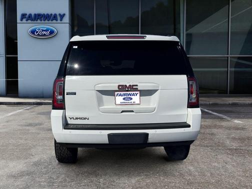 2017 GMC Yukon SLT