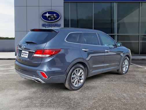 2018 Hyundai SANTA FE SE