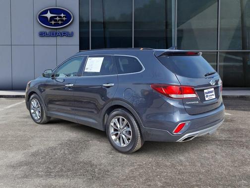 2018 Hyundai SANTA FE SE