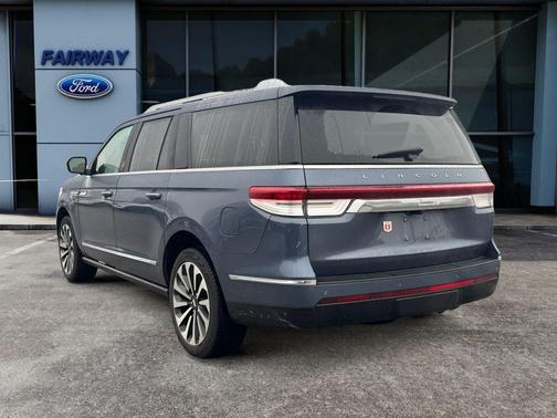 2022 Lincoln Navigator L Reserve